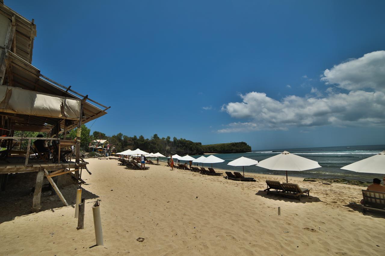 Santai Warung Bali Hotel Jimbaran  Exterior photo